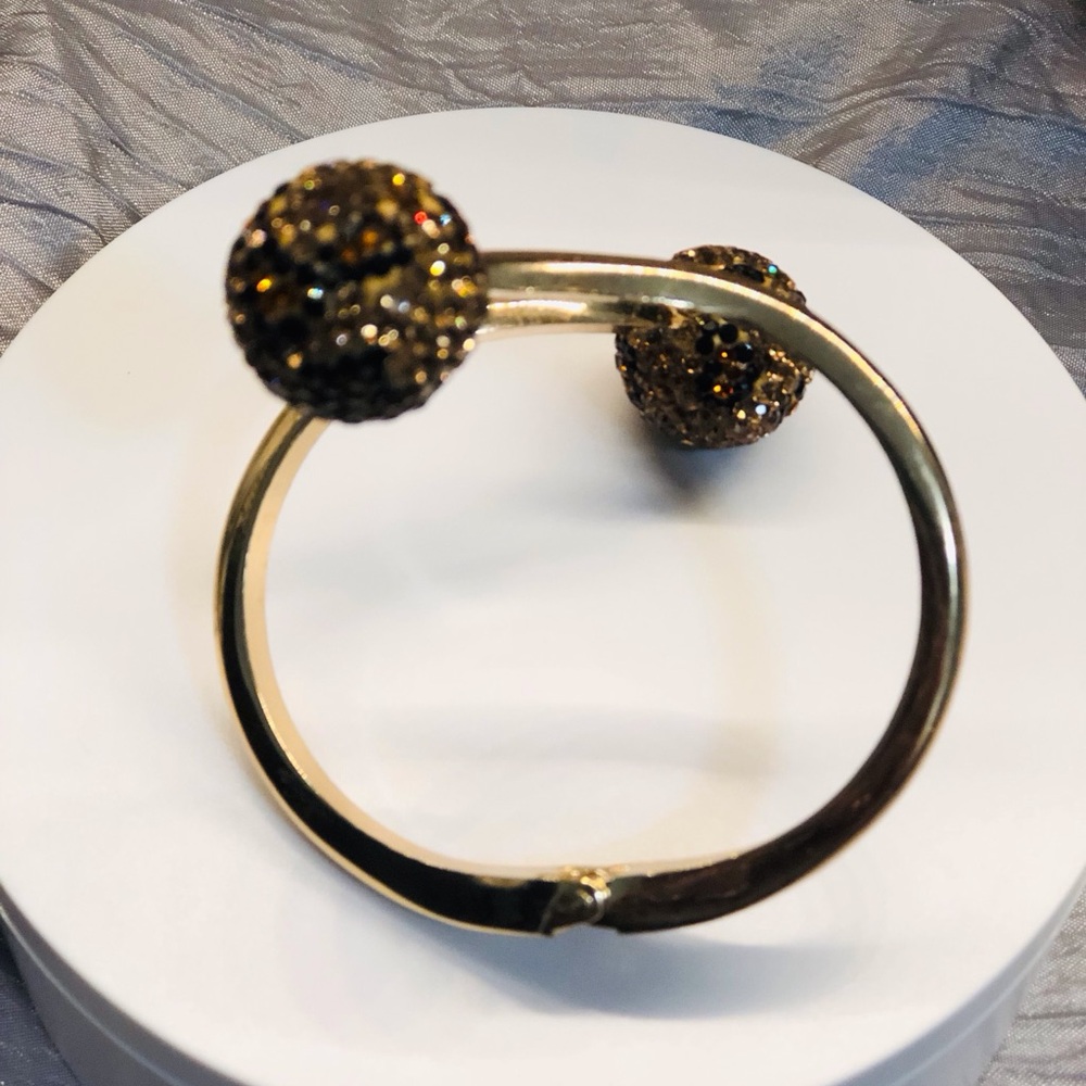 Leopard Print Bling Gold and Black Jewelry Set - Picture 14 of 14